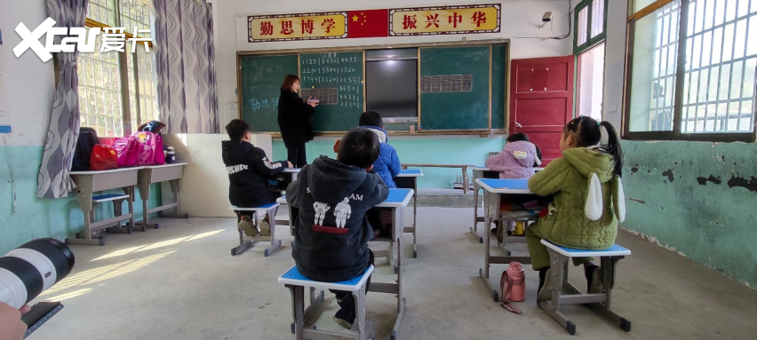 千公里一趟治愈心灵的旅行pg模拟器试玩一辆车一(图13)